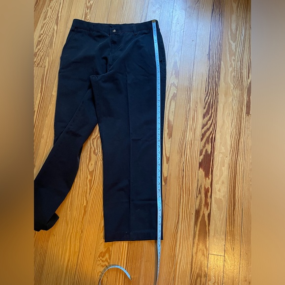 Price drop 🎈Men’s Van Heusen chinos. 2 pairs, 32” waist. Excellent condition. - Picture 12 of 14